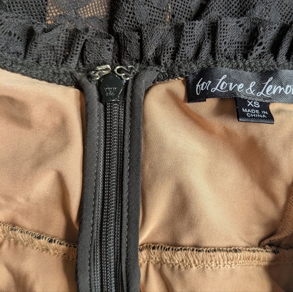 EUC....For Love and Lemons Gracie Lace Bodysuit Dress Size XS (0-2) - Picture 6 of 12